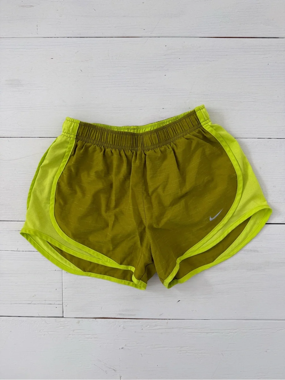 Nike Women’s Lime Chartreuse Green Dri-Fit Athletic Running Shorts S